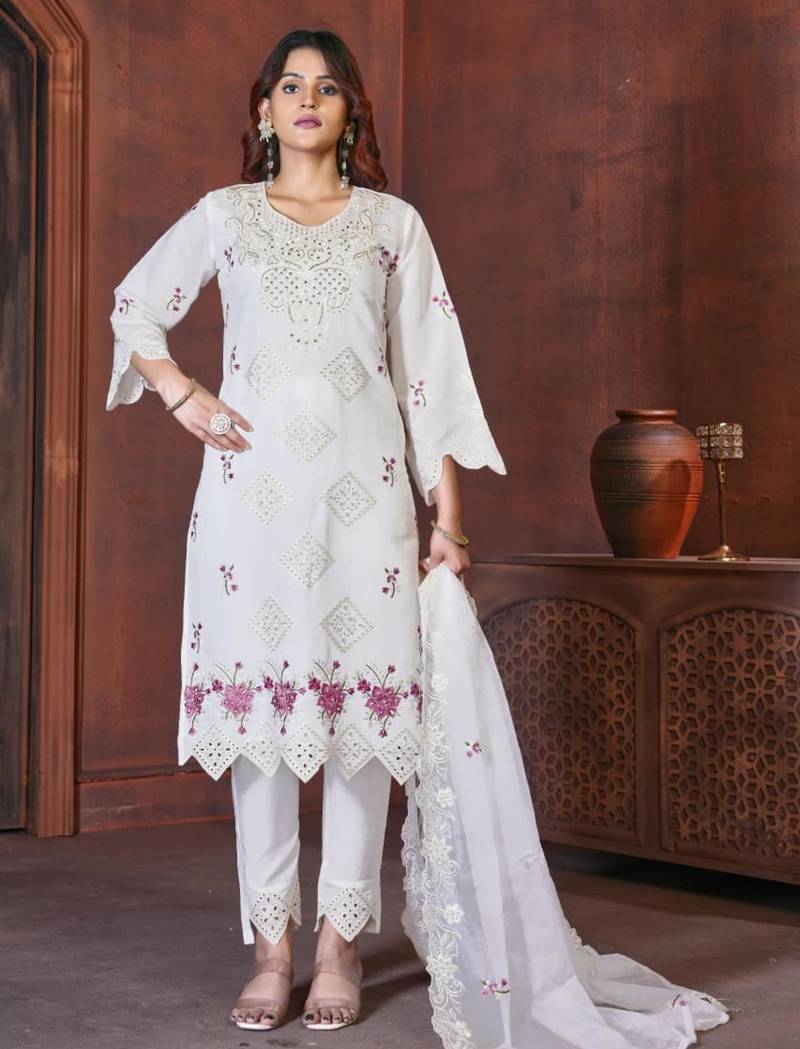 White viscose embroidered kurta sets