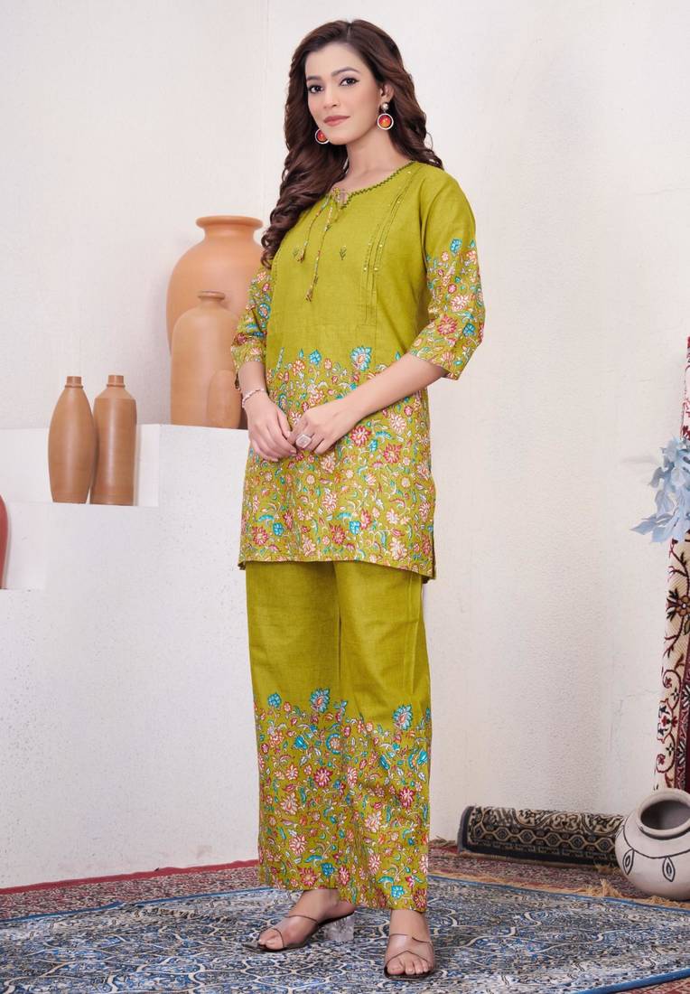 Lime green cotton blend embroidered kurta sets