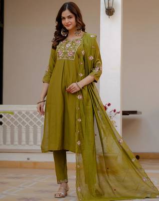 Olive silk blend embroidered kurta sets 4