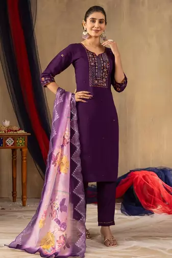 Purple silk blend embroidered kurta sets