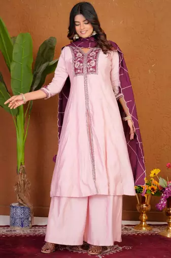 Lavender silk blend embroidered kurta sets