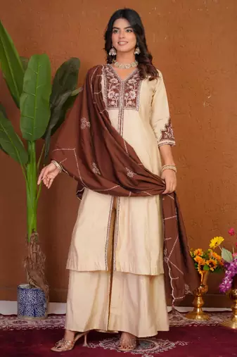 Beige silk blend embroidered kurta sets