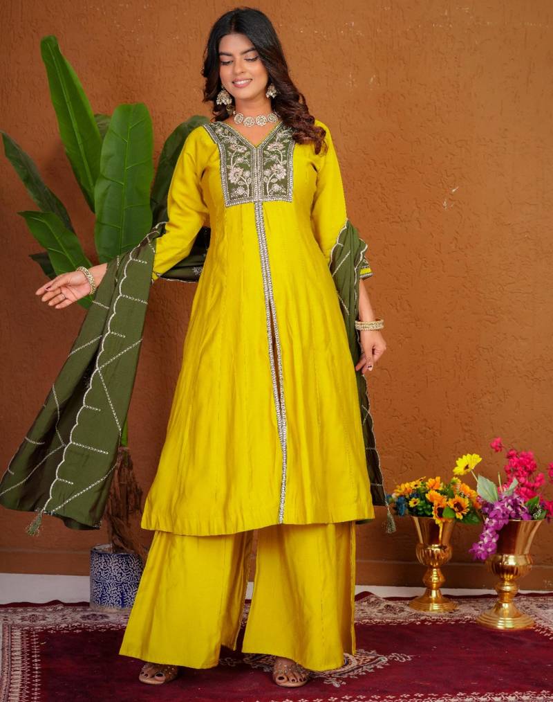 Yellow silk blend embroidered kurta sets