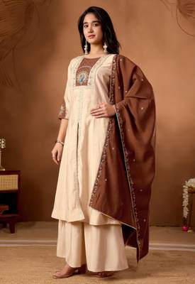 Beige silk blend embroidered kurta sets 1