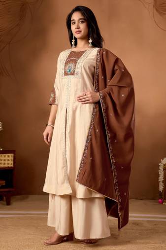 Beige silk blend embroidered kurta sets