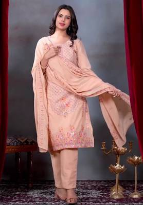 Peach georgette embroidered kurta sets 2