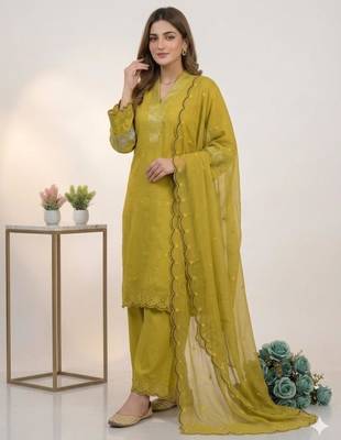 Mustard chanderi embroidered kurta sets 1