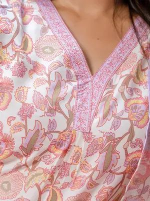 Floral printed  cotton v neck kurta trouser and dupatta set 4