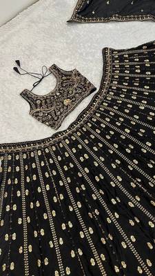 Royal Black Opulence Crepe Silk Lehenga with Fine Dori & Zari Embroidery 4