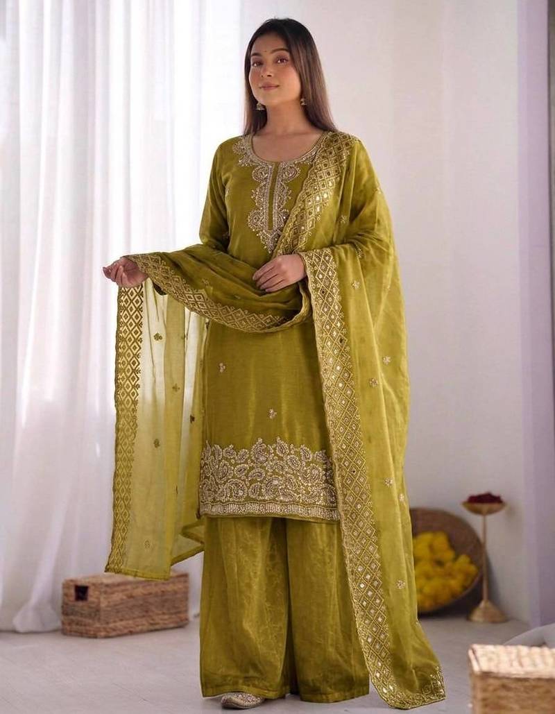 Womens new trendy stylish  embroidery beads work kurta set