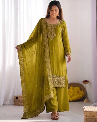 stylish embroidery beads work kurta set 3