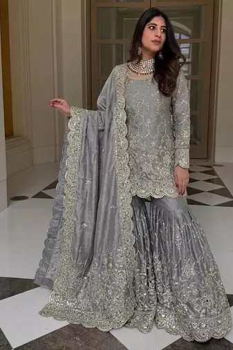 New trendy latest designer embroidery kurta set
