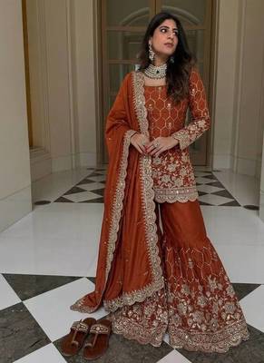 New trendy latest  embroidery kurta set 1