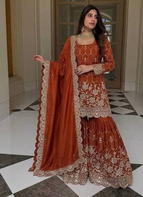 New trendy latest  embroidery kurta set 3