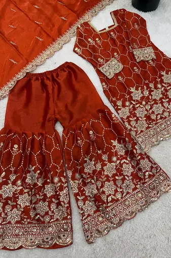 New trendy latest designer embroidery kurta set