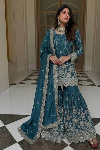 New trendy latest designer embroidery kurta set