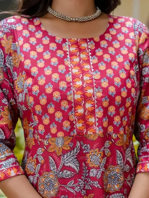 Floral printed  cotton round neck kurta trouser and dupatta set 4