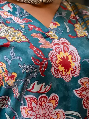 Floral printed  cotton v neck kurta trouser and dupatta set 3