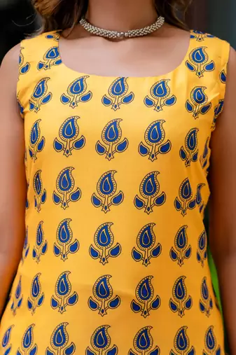 Floral printed  cotton round neck kurta trouser and dupatta set