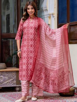 Floral printed  cotton round neck kurta trouser and dupatta set 4