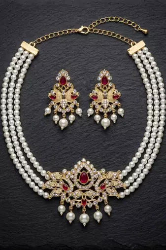 Elegant 3-layer faux pearl choker necklace set with ruby-red & clear stone pendant