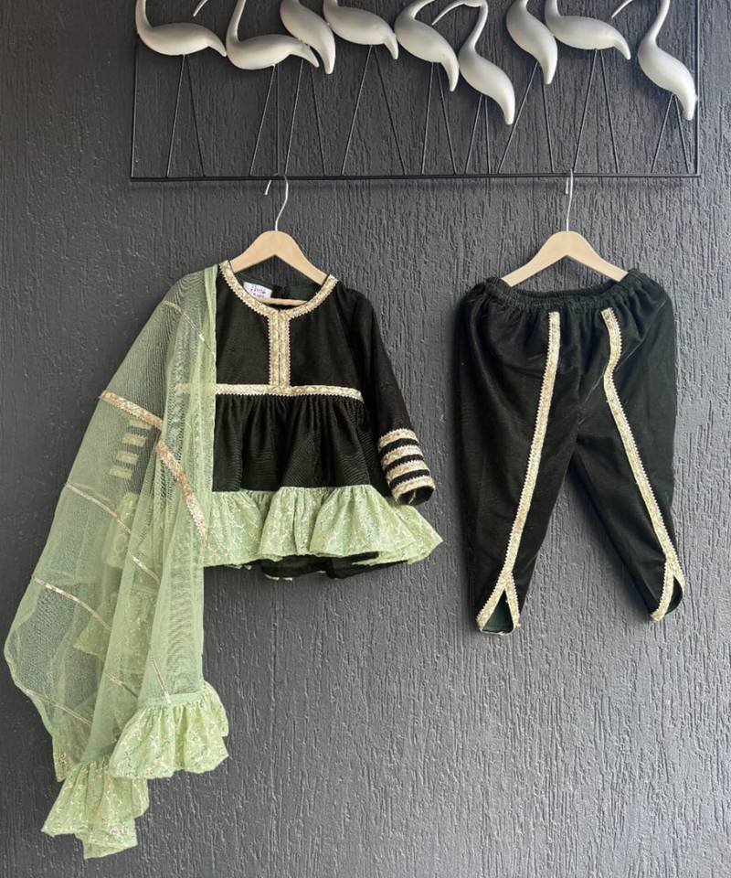 Black embroidered velvet kurti set