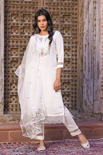 White embroidered viscose chanderi kurta pant set with organza dupatta