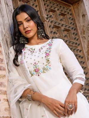 White embroidered viscose chanderi kurta pant set with organza dupatta 4
