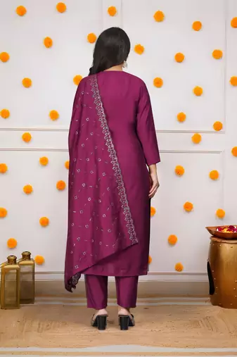 Wine viscose chanderi embroidered kurta pant set with chanderi dupatta