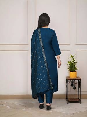 blue viscose chanderi kurta pant set with dupatta 4