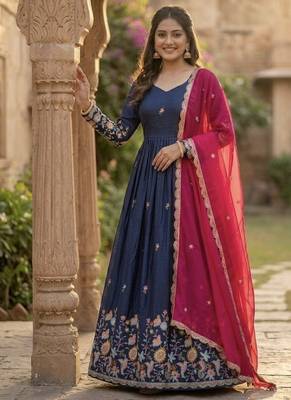 silk blend sequins embroidered Anarkali with dupatta 4