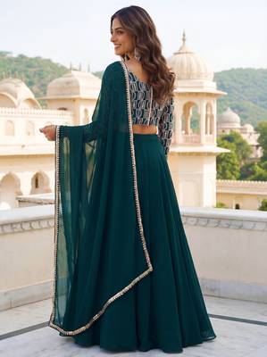 green georgette plain lehenga choli with dupatta 3