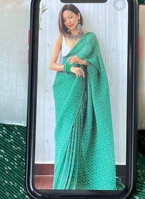 green bandhani georgette saree with unstitched blouse 2