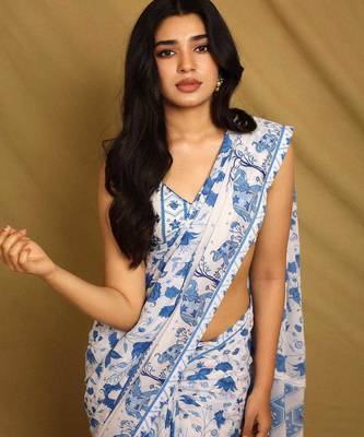 white printed georgette saree with unstitched blouse 2