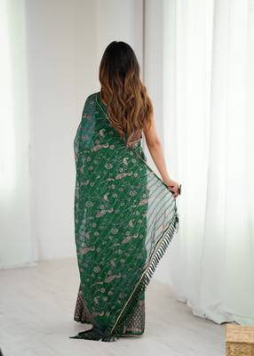 green foil print georgette saree with unstitched blouse 5