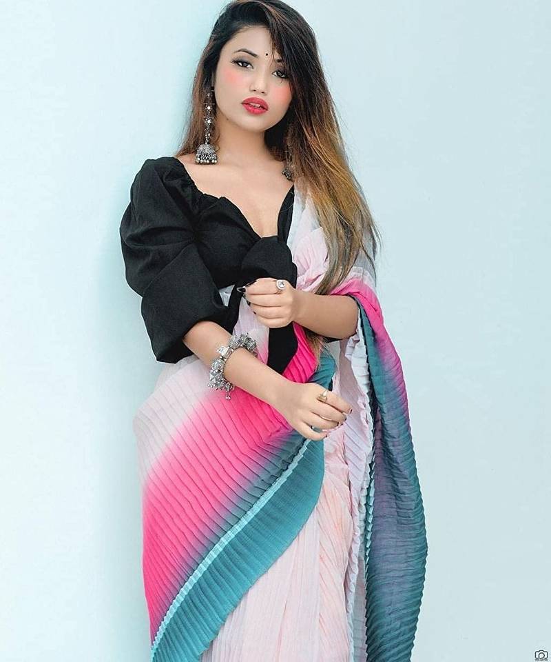pink ombre crush georgette saree with unstitched blouse