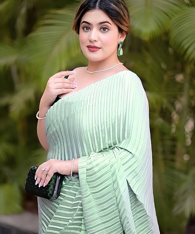 green ombre chinnon saree with unstitched blouse