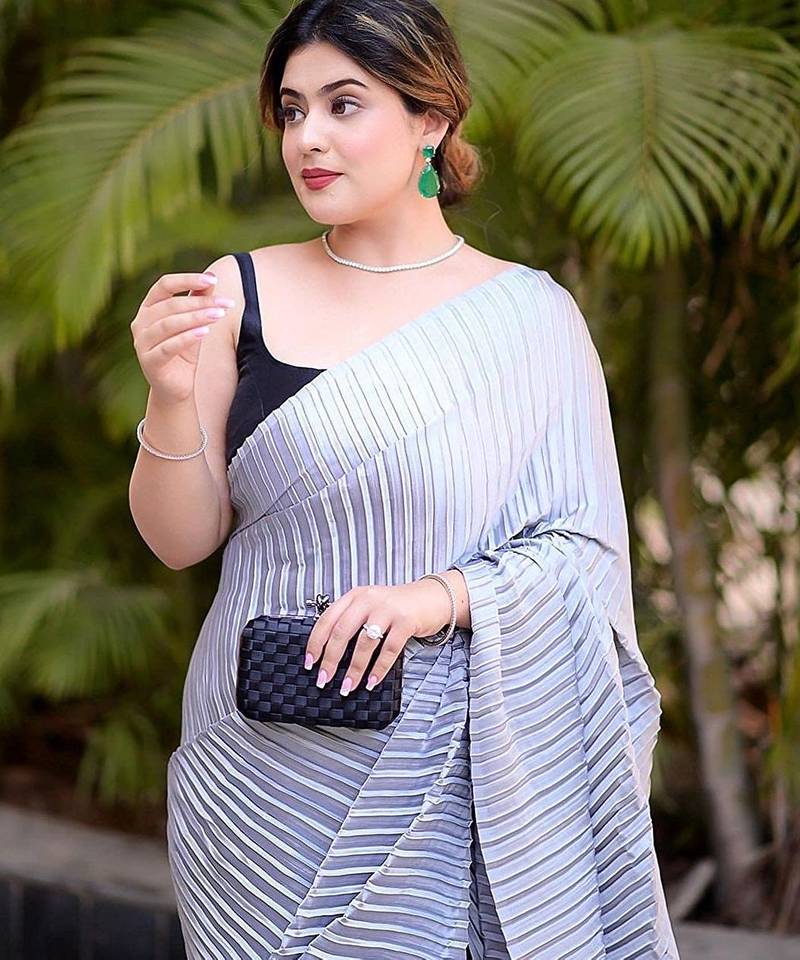 grey ombre chinnon saree with unstitched blouse