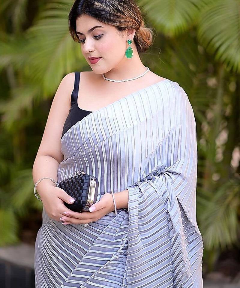 grey ombre chinnon saree with unstitched blouse