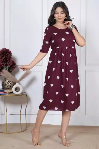 Women   s maroon heart print casual, Office & Party wear knee length dress for women