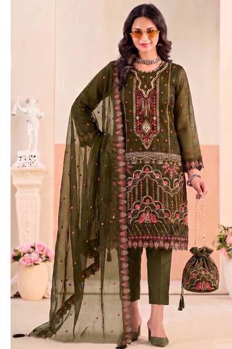 Mahendi pakistani crunchy silk heavy salwar kameez for women