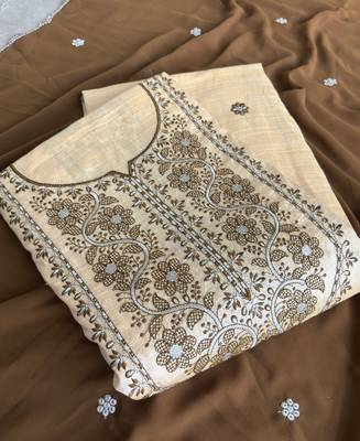 Khadi cotton white suit with mahendi dupatta 3 piece pair for women 3