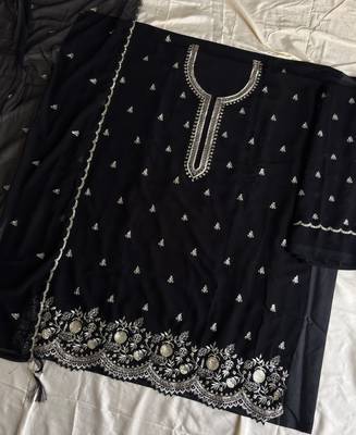 Bollywood style black georgette suit for women 4