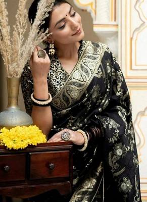 Black woven art silk saree with blouse 4