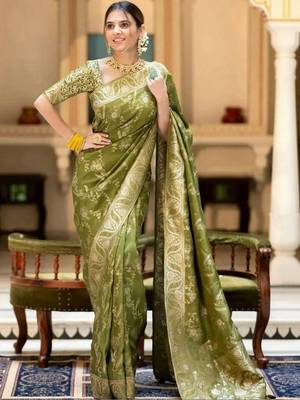 Mehendi green woven art silk saree with blouse 2
