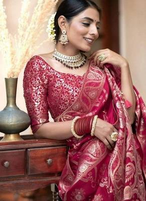 Rani pink woven art silk saree with blouse 5