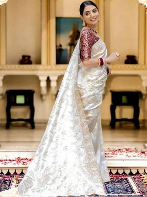 Off white woven art silk festive saree with blouse 2