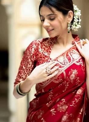 red woven art silk saree with blouse 3