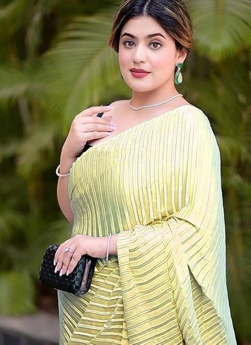 yellow ombre chinnon saree with unstitched blouse