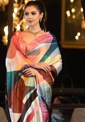 pink digital print satin saree with unstitched blouse 2